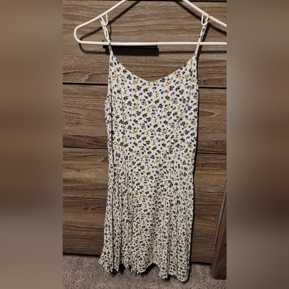 Old Navy white sundress, size medium